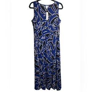 NWT. Chico’s Traveler’s Printed Maxi Dress. Abstract floral print. US Size 8/10.